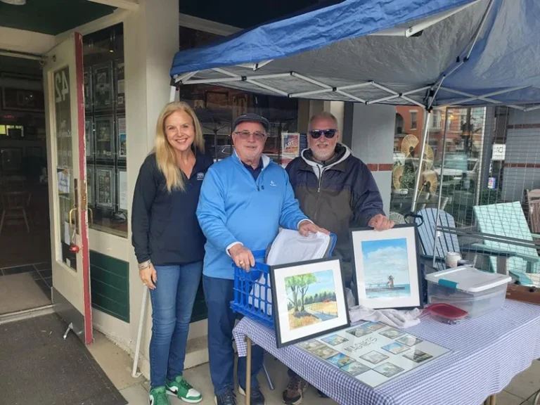 Curt store exterior 768x576