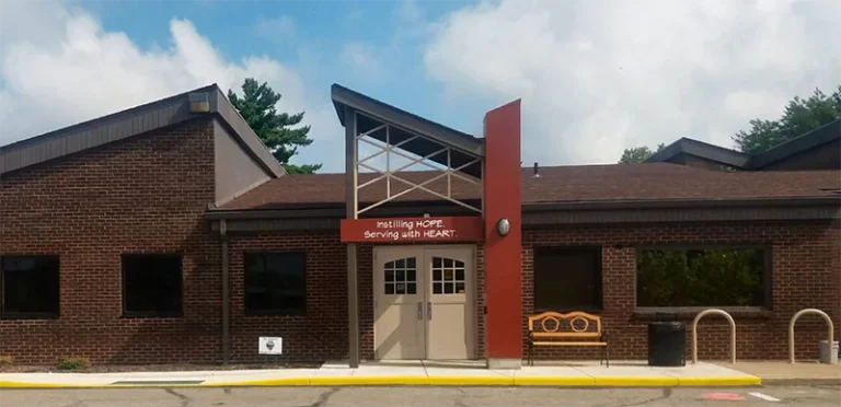 exterior google 768x372